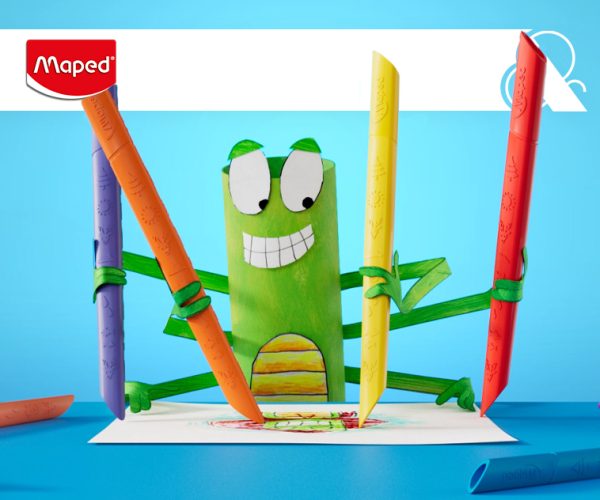 personnage 3d sauterelle DIY animation studio vfx crayons couleur infinity maped stop motion deign
